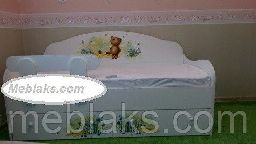 Кровать диванчик "Мишка с медом" Mebelkon