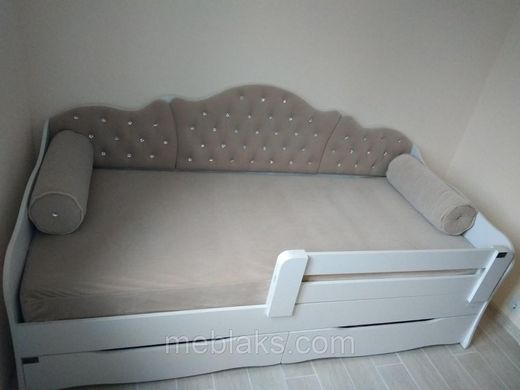 Ліжко "Л-6" для дівчинки з м'якою спинкою і подушками