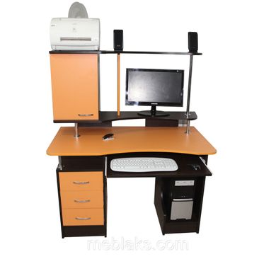 Компьютерный стол Тритон