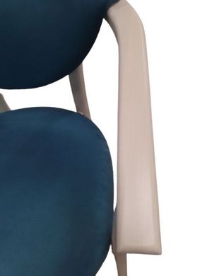 Стул-кресло из дерева с подлокотниками для дома с мягким сиденьем и обивкой "Алексис" Пирти(слоновая кость)/Дейзи 88